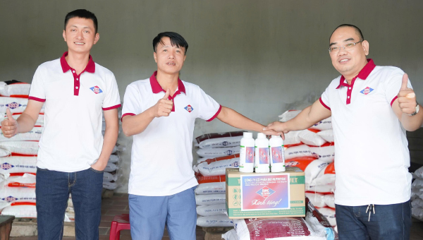 NHÌN LẠI HÀNH TRÌNH HỖ TRỢ SAU BÃO LŨ – BIO NUTRITION CHUNG SỨC VÌ BÀ CON CHĂN NUÔI